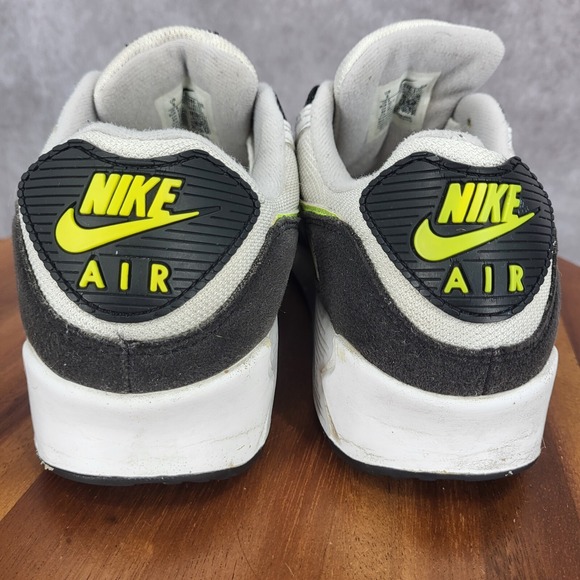 Nike Air Max 90 Running Shoes Mens 9 White Volt Sneakers Trainers CZ1846-100‎ - Picture 7 of 12